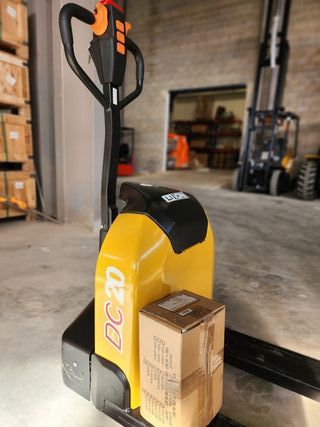 TRANSPALETA LITIO 2000KG 48V/20Ah