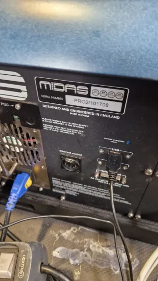 Midas PRO 2 Mesa de Mezclas Digital