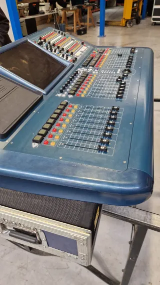 Midas PRO 2 Mesa de Mezclas Digital