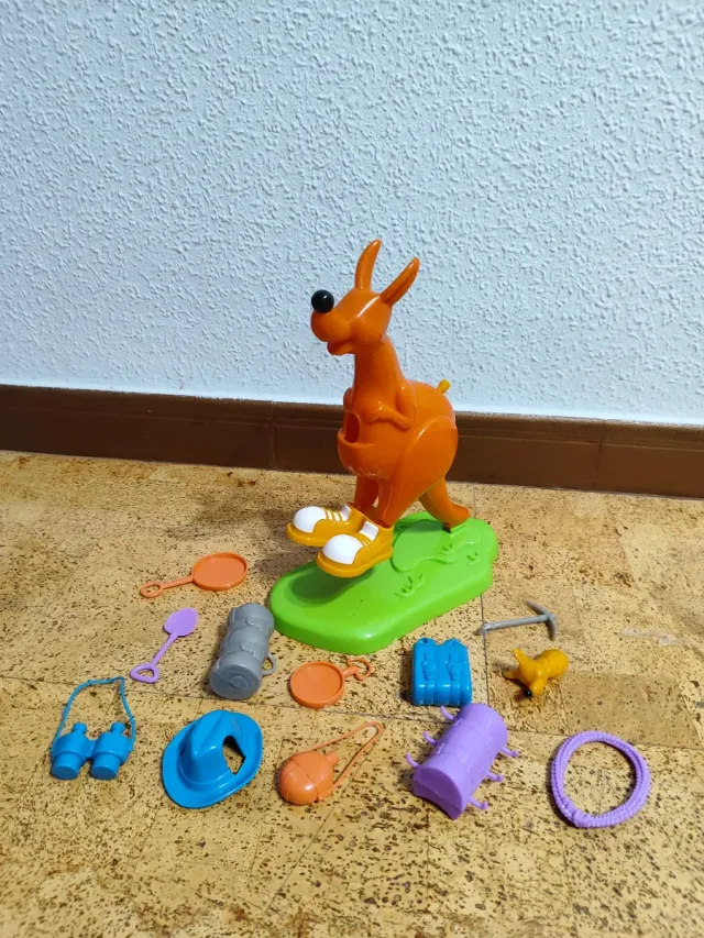 Juego de mesa canguro con accesorios