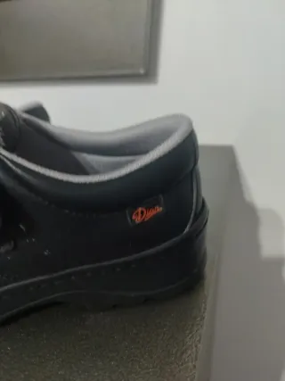 Zapatos de trabajo negros