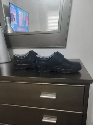 Zapatos de trabajo negros