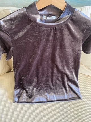 Camiseta Zara Terciopelo Manga Corta Talla XS