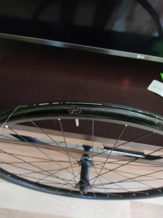 Rueda 29 delantera Boost  30 mm