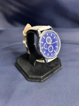 Orologio al quarzo MSCXDK con cinturino bianco