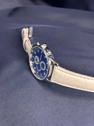 Orologio al quarzo MSCXDK con cinturino bianco