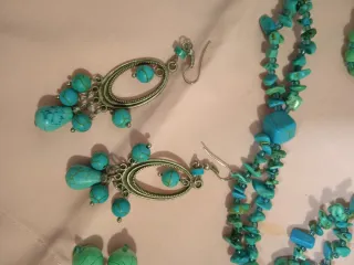 Conjunto collar, pendientes y pulsera turquesa