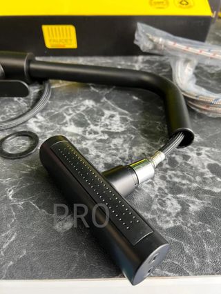 Grifo cocina extraíble Inox giratorio 360° negro