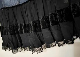 Falda tejana y negro bordado Talla M