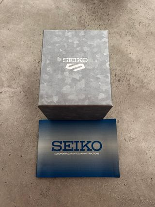 Seiko 5 SNKE041K1 Reloj Automático Dorado Blanco