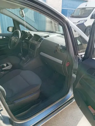 Opel Zafira 2009