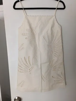NUEVO CON ETIQUETAS Vestido Zara Beige Talla XS