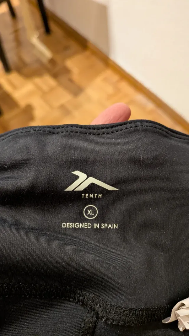 Mallas cortas premamá negras. Tienda Décimas