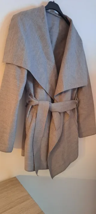 Abrigo gris talla única S/M
