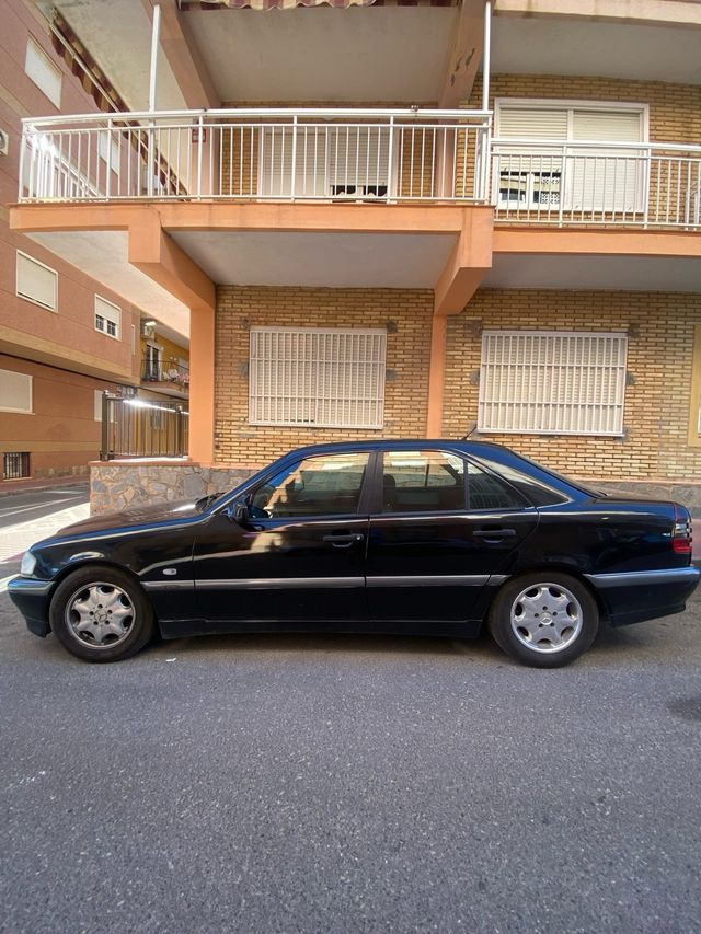 Mercedes C220CDI SPRIT Automático