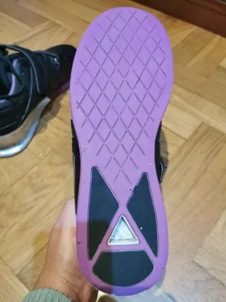 Zapatillas Halterofilia Reebok Negras/Moradas