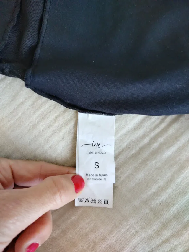 Body de baile negro con pedrería.