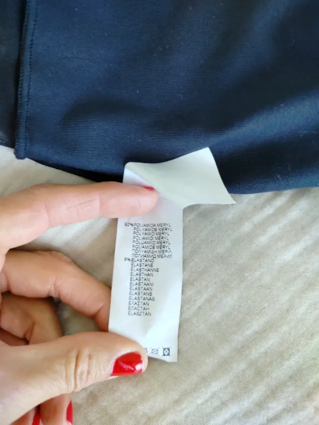 Body de baile negro con pedrería.