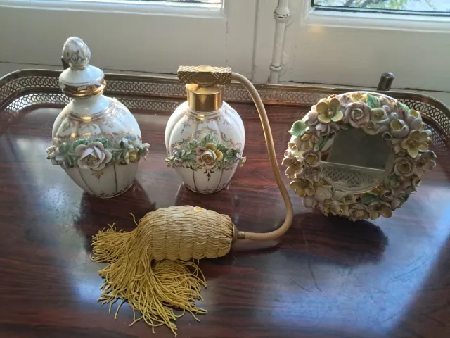 Juego tocador vintage 3 piezas porcelana