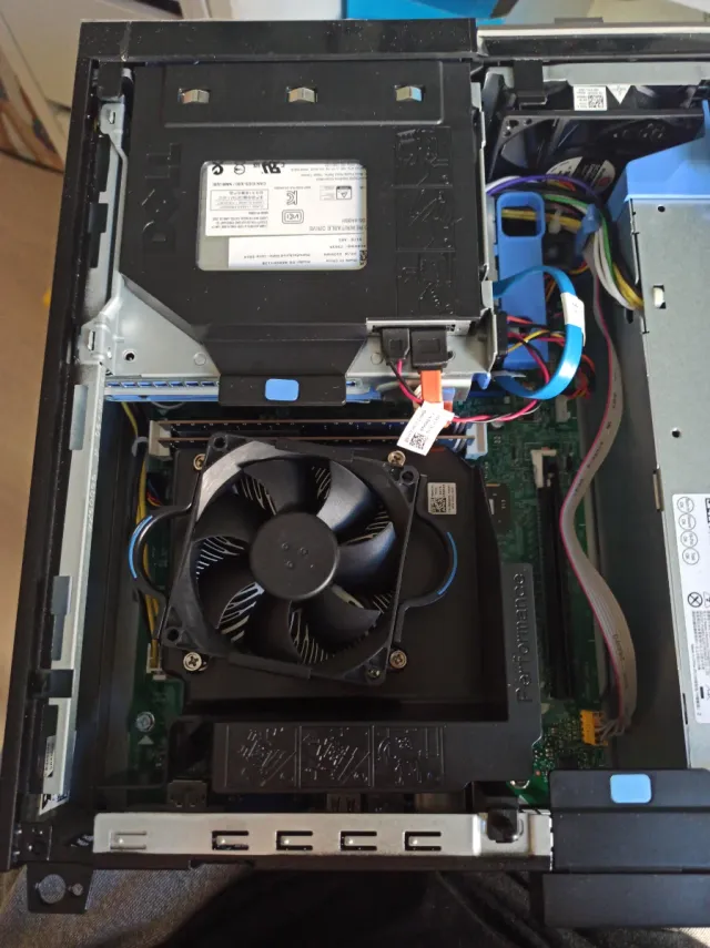 Ordenador Dell nuevo, i5 con regalo