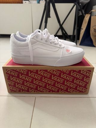 Vans Ward Platform Mujer T39 Blancas