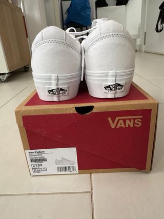 Vans Ward Platform Mujer T39 Blancas
