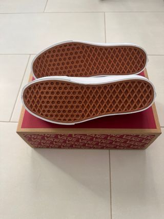 Vans Ward Platform Mujer T39 Blancas