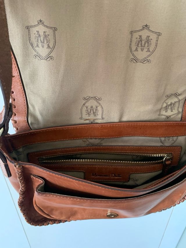 Bolso bandolera Massimo Dutti marrón piel