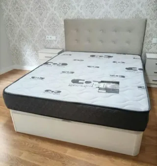 Colchón y base de cama