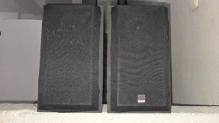 Altavoces B&W  DM-550