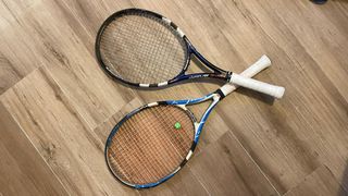Raquetas de Tenis Babolat Drive Z-Lite y otra