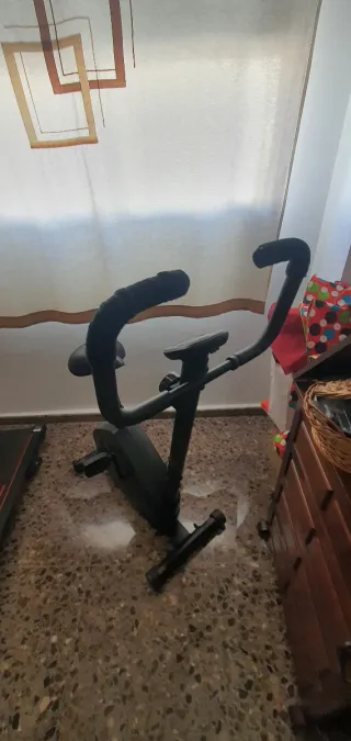 Bicicleta Estática Negra