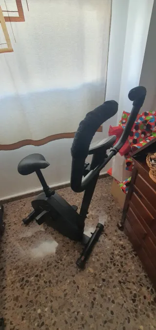 Bicicleta Estática Negra