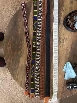 Cinturones varios a 3€