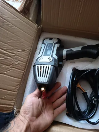 Soldador de arco portátil