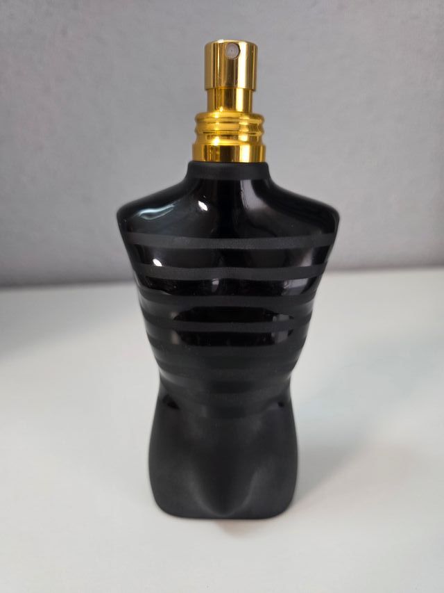 ENVASE - FIGURA - J.P.G. - LE MALE - LE PARFUM