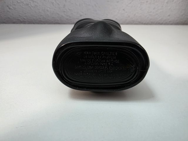 ENVASE - FIGURA - J.P.G. - LE MALE - LE PARFUM