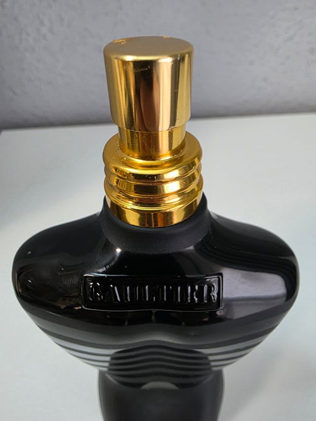 ENVASE - FIGURA - J.P.G. - LE MALE - LE PARFUM