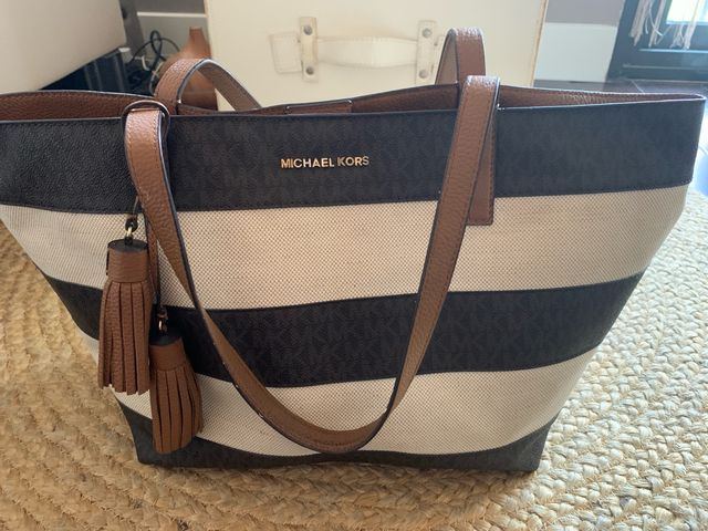 Bolso Michael Kors Rayas Beige/Marrón. 48 cm x 28