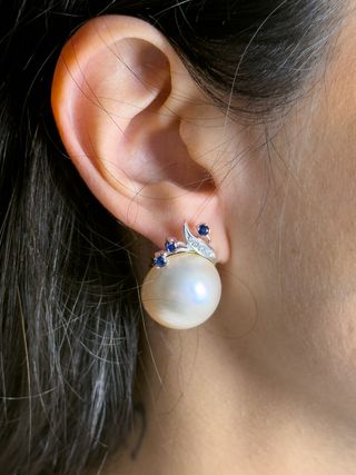 Pendientes Oro Blanco Perla y Zafiro