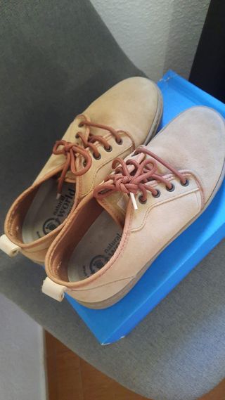 Zapatos Natural World Beige/Marrón