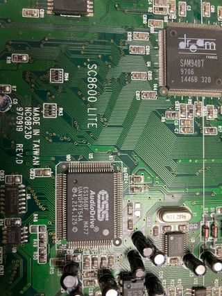 Guillemot Maxi Sound 64 Dynamic 3D Tarjeta Sonido