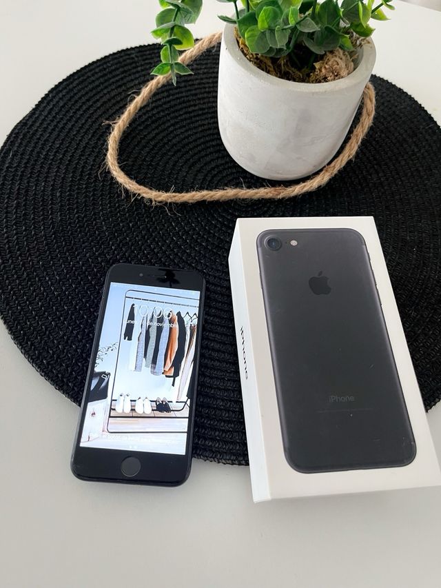 iPhone 7 Negro con Caja Original