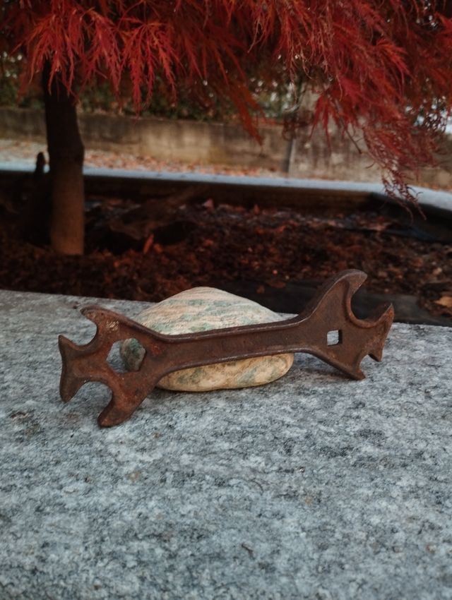 Chiave multifunzione