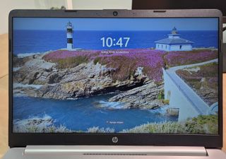 PORTÁTIL HP 15 PULGADAS, CORE I3 8GB RAM, POCO USO