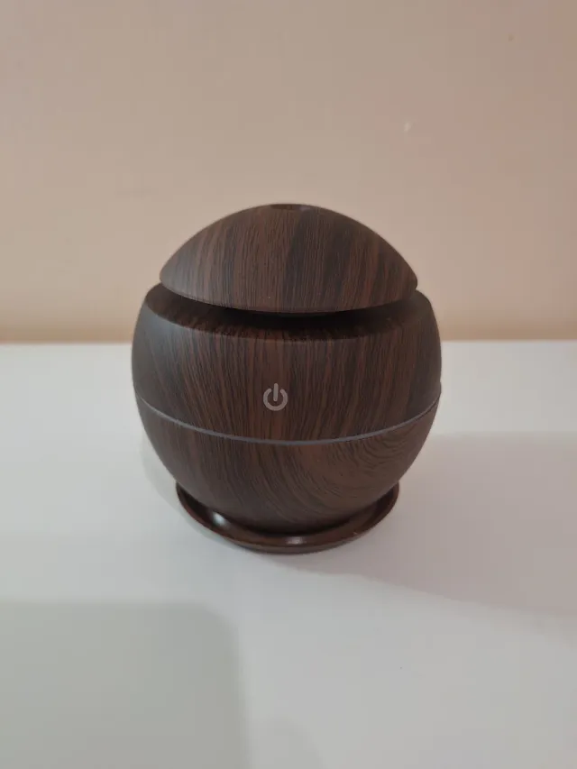 Mini humidificador aromático madera