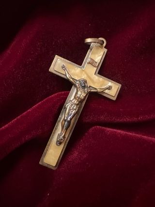 Antiguo Crucifijo Nácar