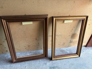 Cornice bianca e blu