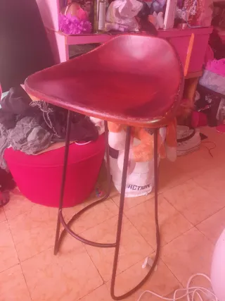 2 Taburetes Diseño Piel Marrón/Rojo regalo