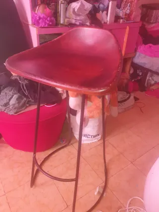 2 Taburetes Diseño Piel Marrón/Rojo regalo